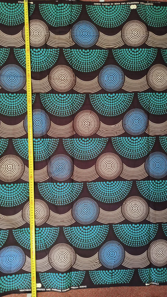 Kitenge Atmosféra teček (cena za kus 550x115 cm)
