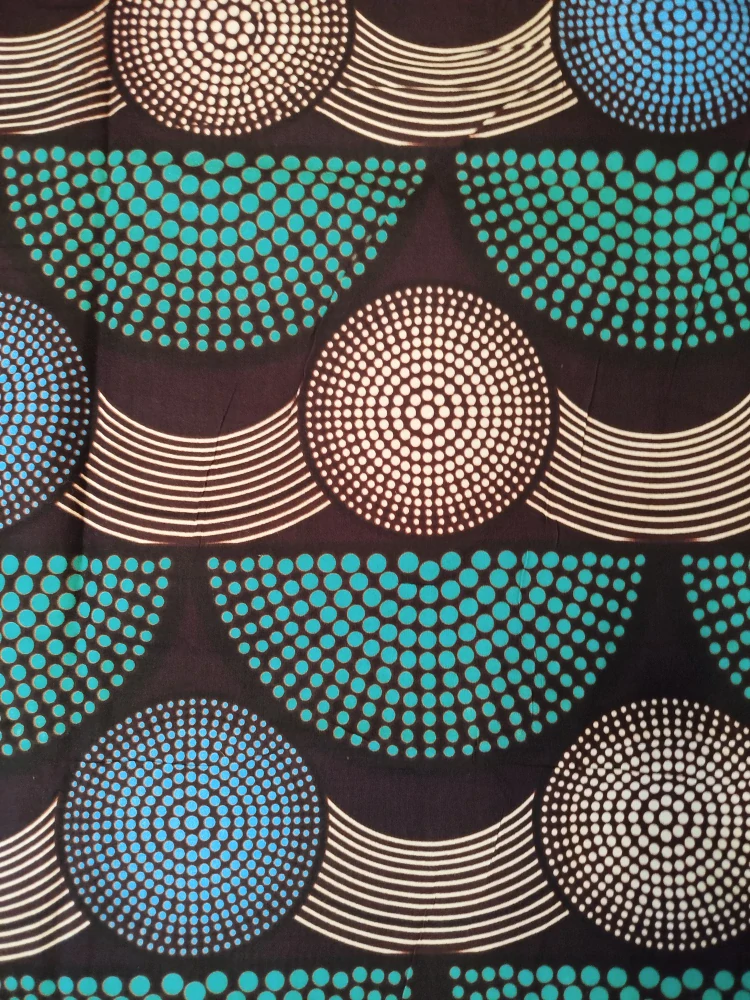 Kitenge Atmosféra teček (cena za kus 550x115 cm)